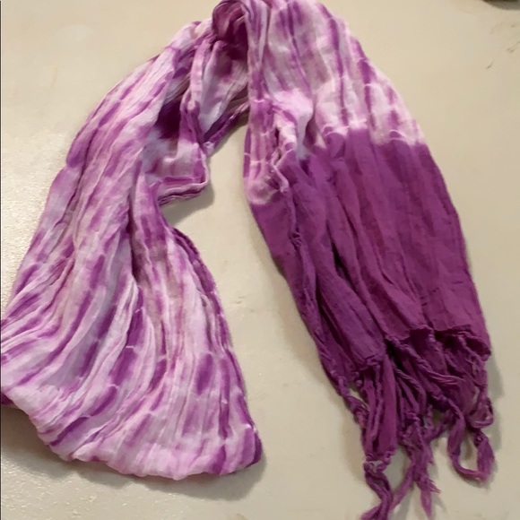 Scarf - Picture 2 of 3